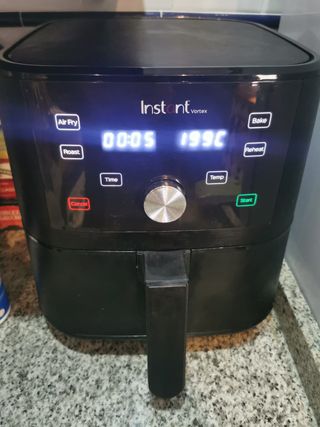 Freidora aire Instant Vortex 5,7L impecable