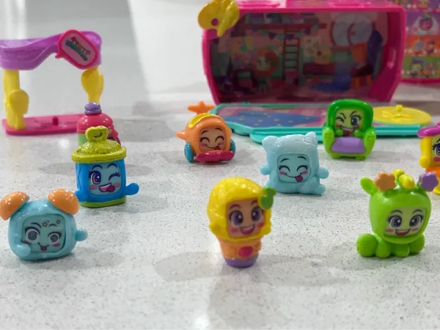 Lote Mojipops 20 figuras + complementos