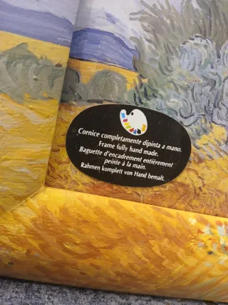 Cornice in legno dipinta a mano