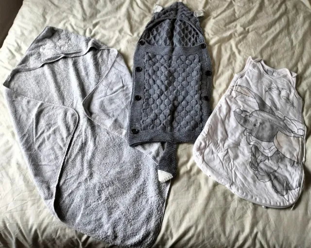 Sacos dormir personajes animados y capa de baño