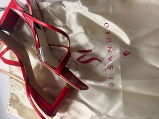 Di Sandro sandalias rojas de tacón cuadrado