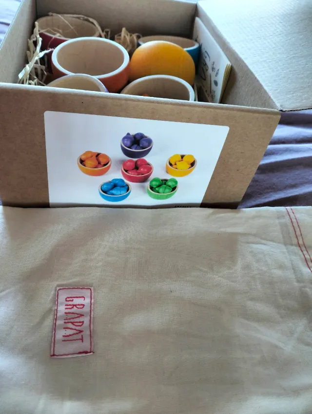 Juguete Montessori - Motricidad fina