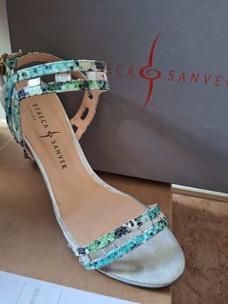 Sandalias tacon. Marca Rebeca Sanver. Una vez uso