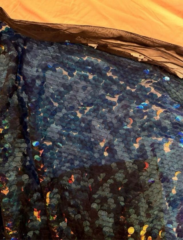 Tela lentejuelas grandes