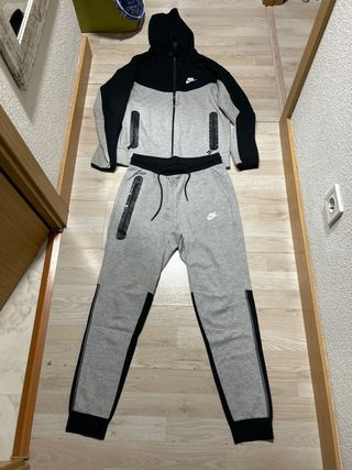Conjunto Chándal Nike Gris y Negro