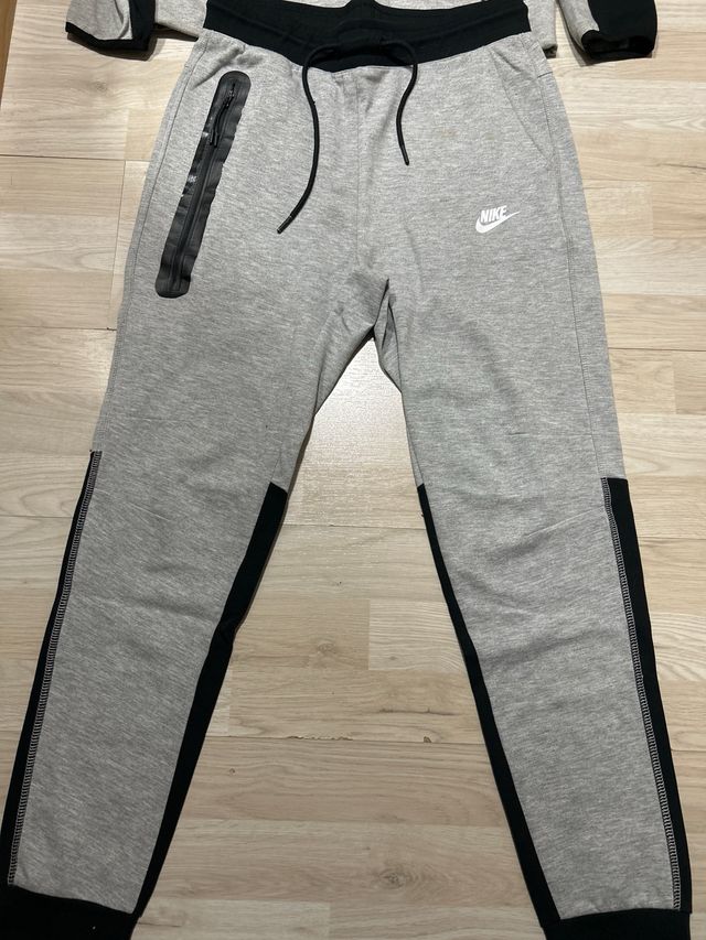 Conjunto Chándal Nike Gris y Negro