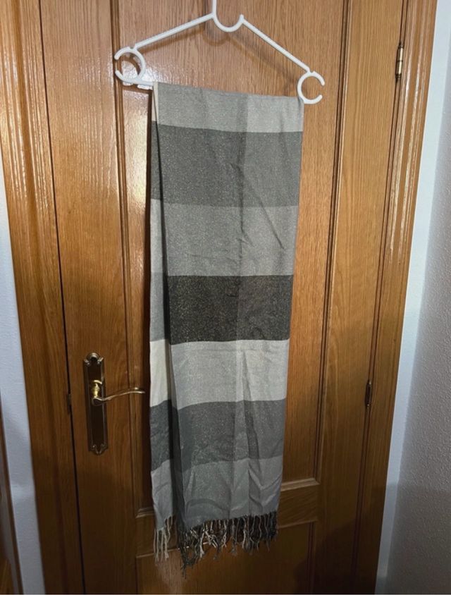 Bufanda italiana con brillos