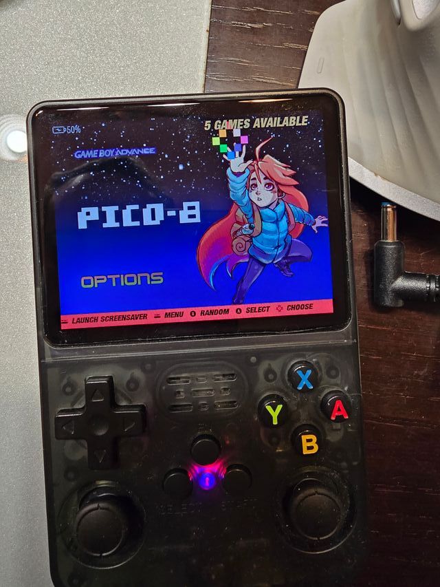 Consola Retro R36S Preta