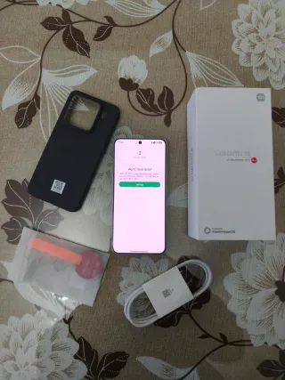 Xiaomi 15: 6.36", 5240mAh, SD8 elite