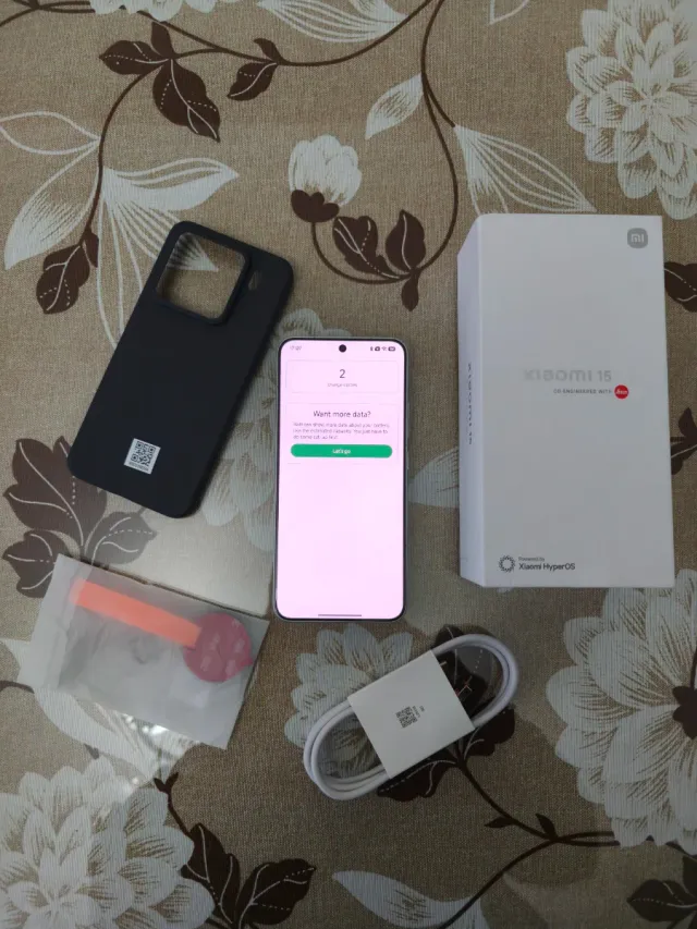 Xiaomi 15: 6.36", 5240mAh, SD8 elite