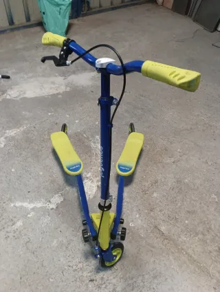 Patinete 3 Ruedas Azul y Amarillo