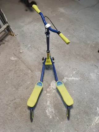 Patinete 3 Ruedas Azul y Amarillo