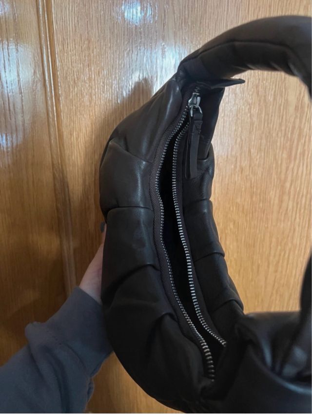 Bolso H&M Negro Cuero Hombro