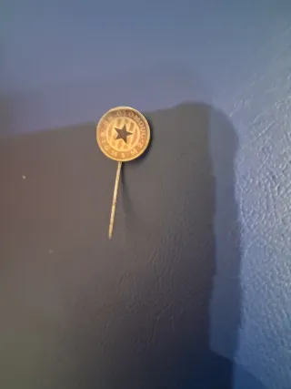 Lote de 10 pins Escudos  Equipos Extranjeros fútbo