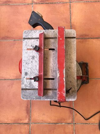 Ingletadora Ein-port SAM-275 con mesa de corte