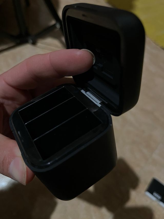 Custodia Domo GoPro + 2 Batterie + Caricabatterie