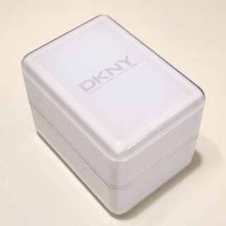 DKNY Reloj Vintage Dama NY4175 en su Caja Original