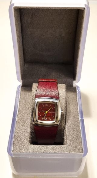 DKNY Reloj Vintage Dama NY4175 en su Caja Original