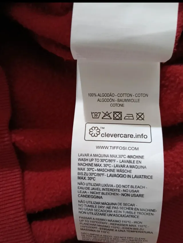 Sudadera  bourdeos Tiffosi con etiqueta