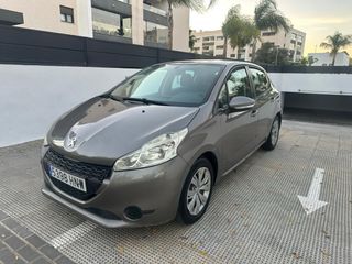 Peugeot 208 2013
