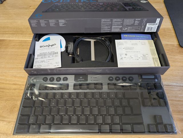 Teclado Logitech G915 TKL Mecánico Inalámbrico