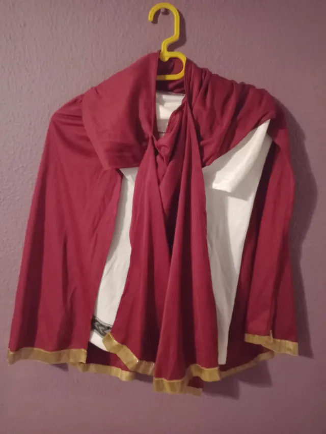 Disfraz niño capa roja y blanca