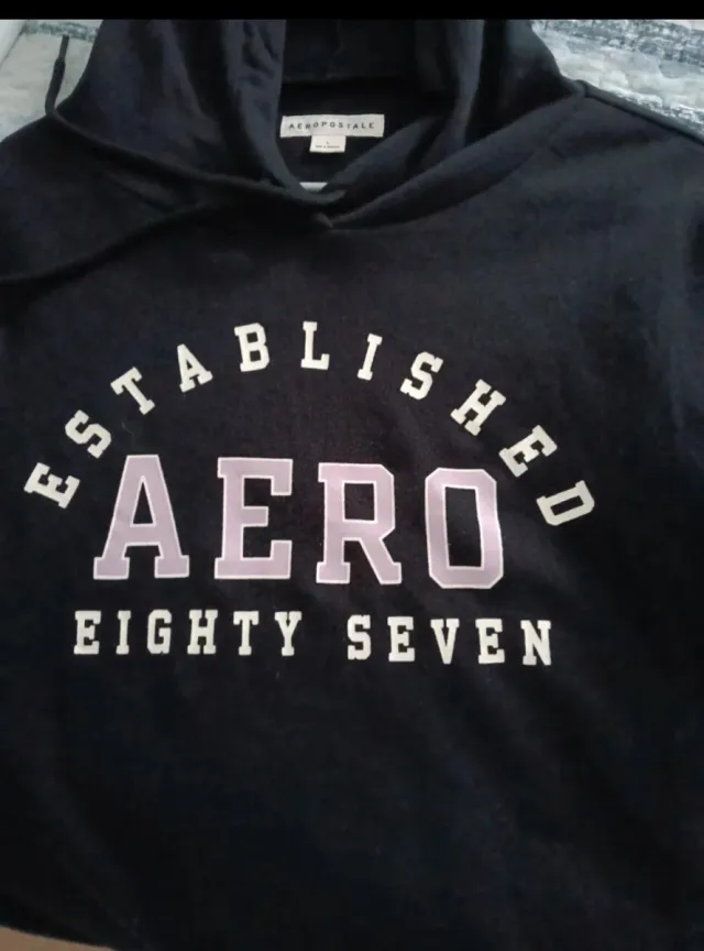 Sudadera Aero Negra con Capucha