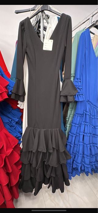 Traje Gitana Negro Volantes