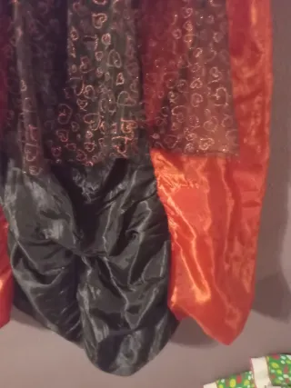 Disfraz naranja y negro