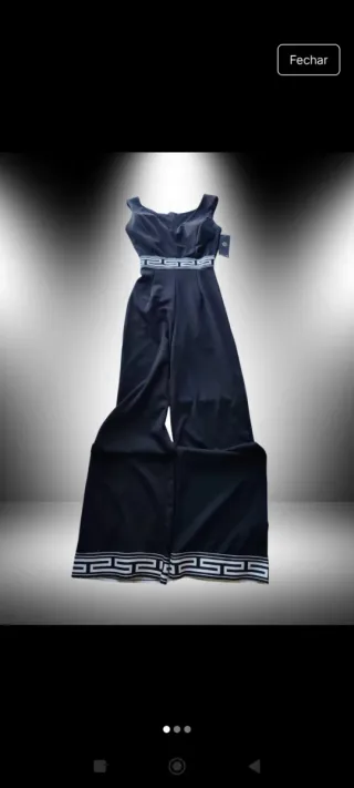 Macacão preto com detalhe grego