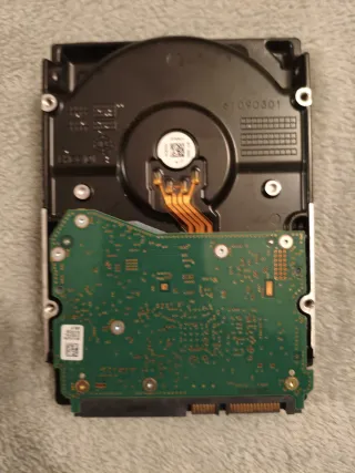 Disco duro WDC WD121KRYZ-01W0RB0 – 12 TB