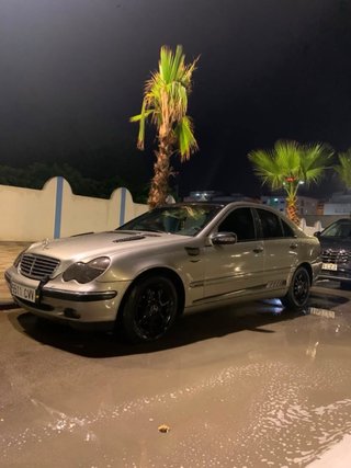 Mercedes-Benz Clase C 2003 /1700€ antes del sabado