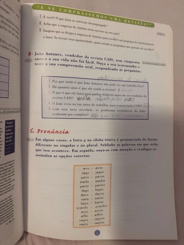 Português XXI Livro do Aluno Ana Taveres  Libro