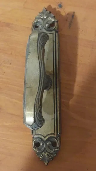 Maniglia per finestra in ottone