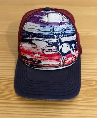 Gorra Art by Abby Paffrath con ciervo