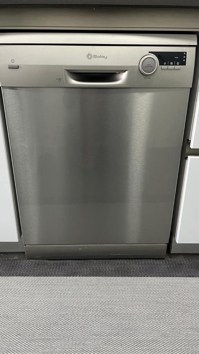 Lavavajillas Balay Acero Inox. con Bandej poco uso