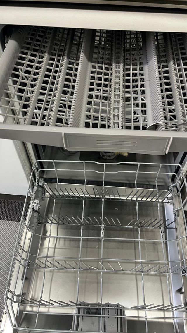 Lavavajillas Balay Acero Inox. con Bandej poco uso