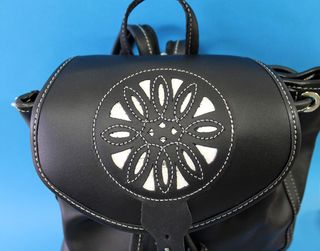 Bolso Morral Caza Piel Negro