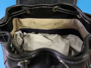 Bolso Morral Caza Piel Negro