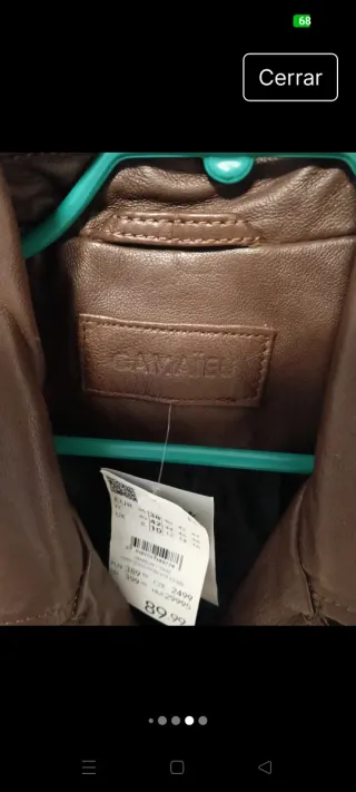 Cazadora Camauei con etiqueta