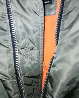 Chaqueta Alpha Industries verde