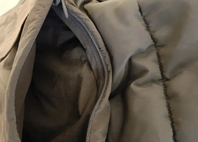 Cazadora Adolfo Domínguez verde hombre