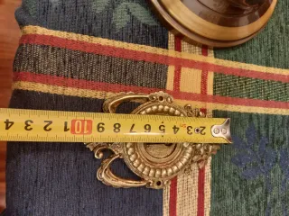 Embellecedor antiguo bronce cerradura león