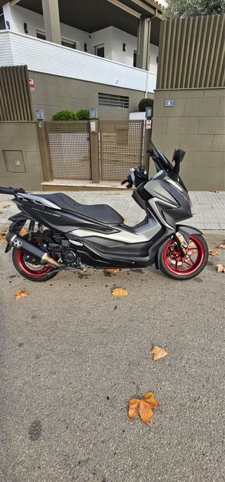 Honda Forza 350