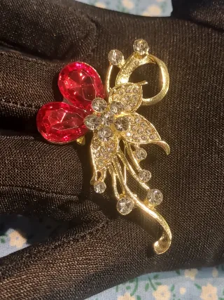 Broche floral brillante bisutería joya regalo moda