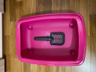 Lettiera per gatti rosa