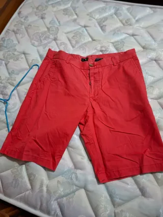 Bermudas H&Mcolor rojo