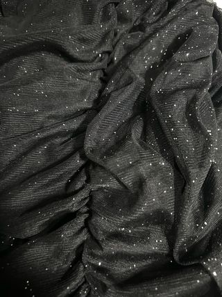 Vestido negro corto brillante