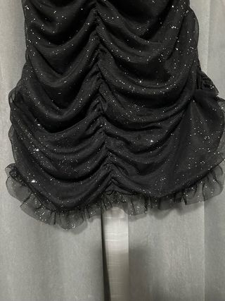 Vestido negro corto brillante
