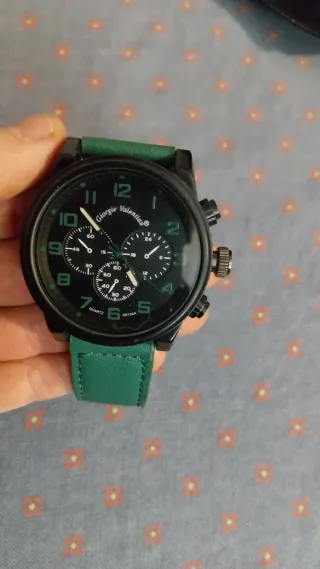 Giorgie Valentian Reloj Negro y Verde